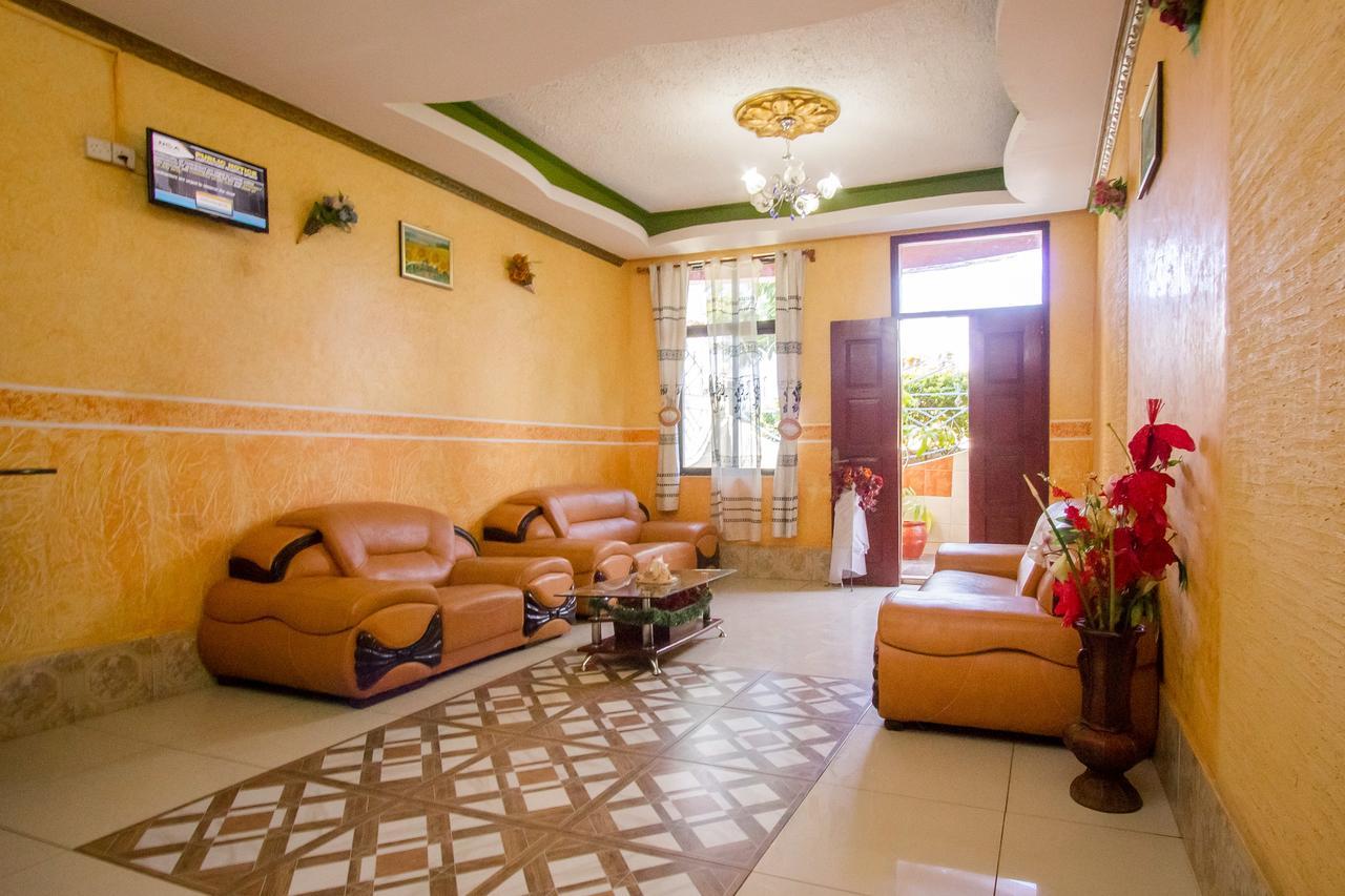 Grande Hotel Isiolo Dış mekan fotoğraf